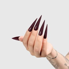 Chaun Legend Heart Beet LG5222 jet black polish in-use demonstration with smooth application
