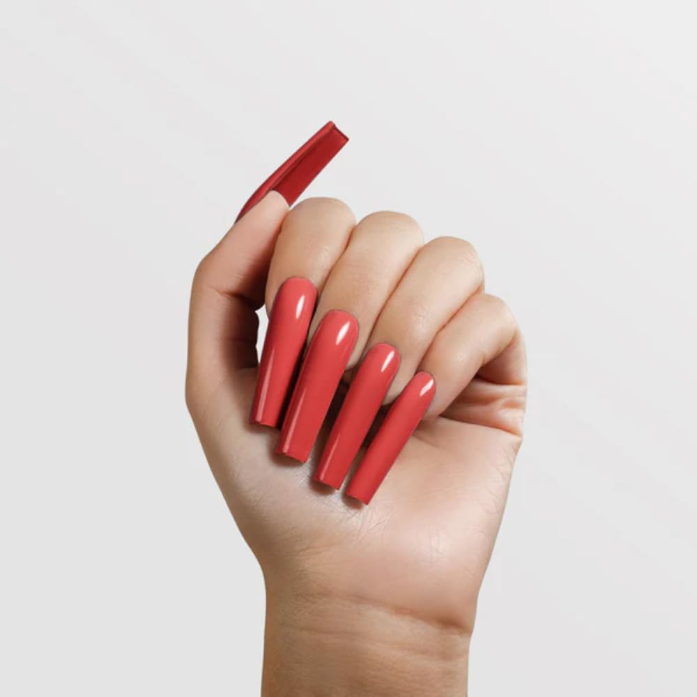 Chaun Legend professional nails showcasing long-lasting shimmer and color.
