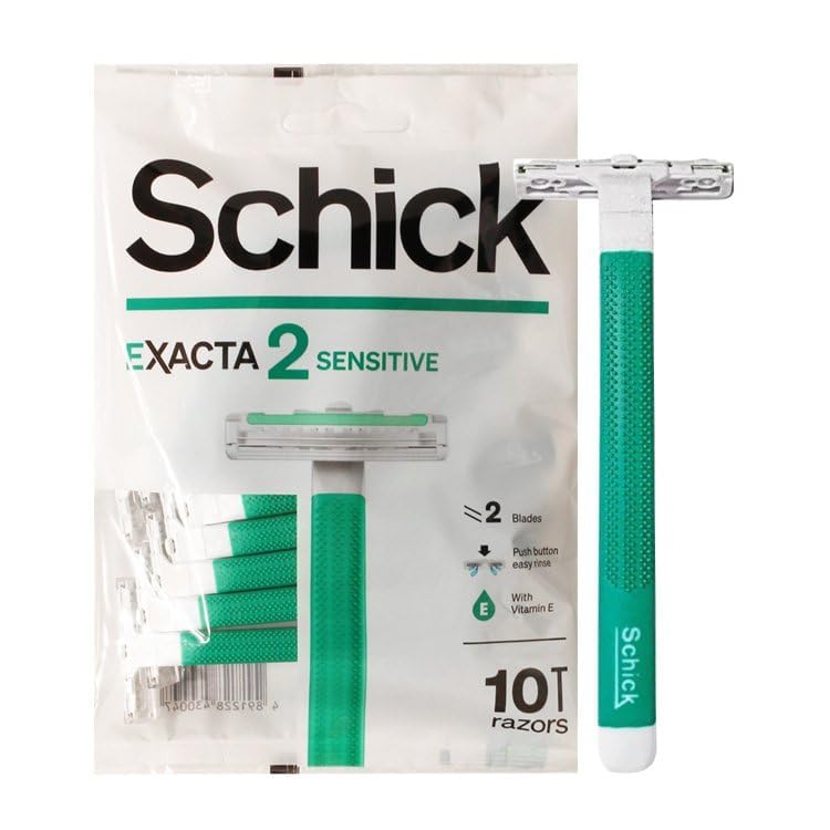 CHLIFE Schick Exacta2 handle closeup highlighting the comfortable grip.