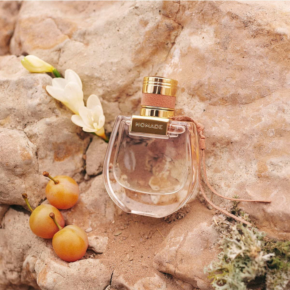 Chloe Nomade Mini travel size box emphasizes compact carry for trips and daily use