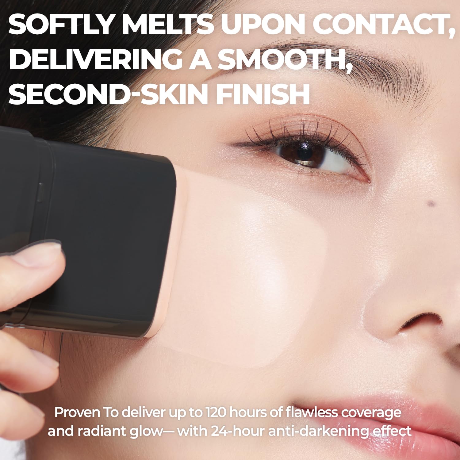 CHOSUNGAH BEAUTY Mega Fit Master Glow Stick adheres to facial contours for lasting wear