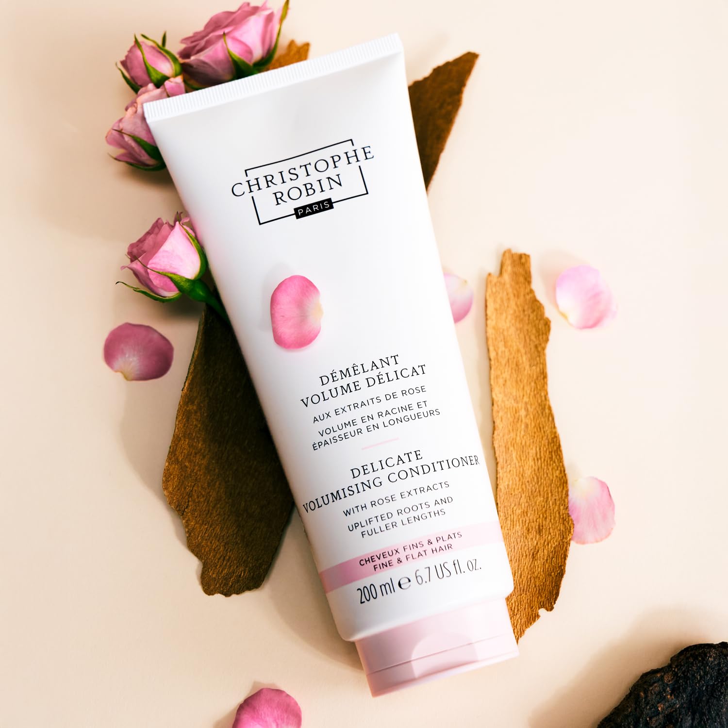 Christophe Robin Wash and rinse action image showing a gentle cleanse