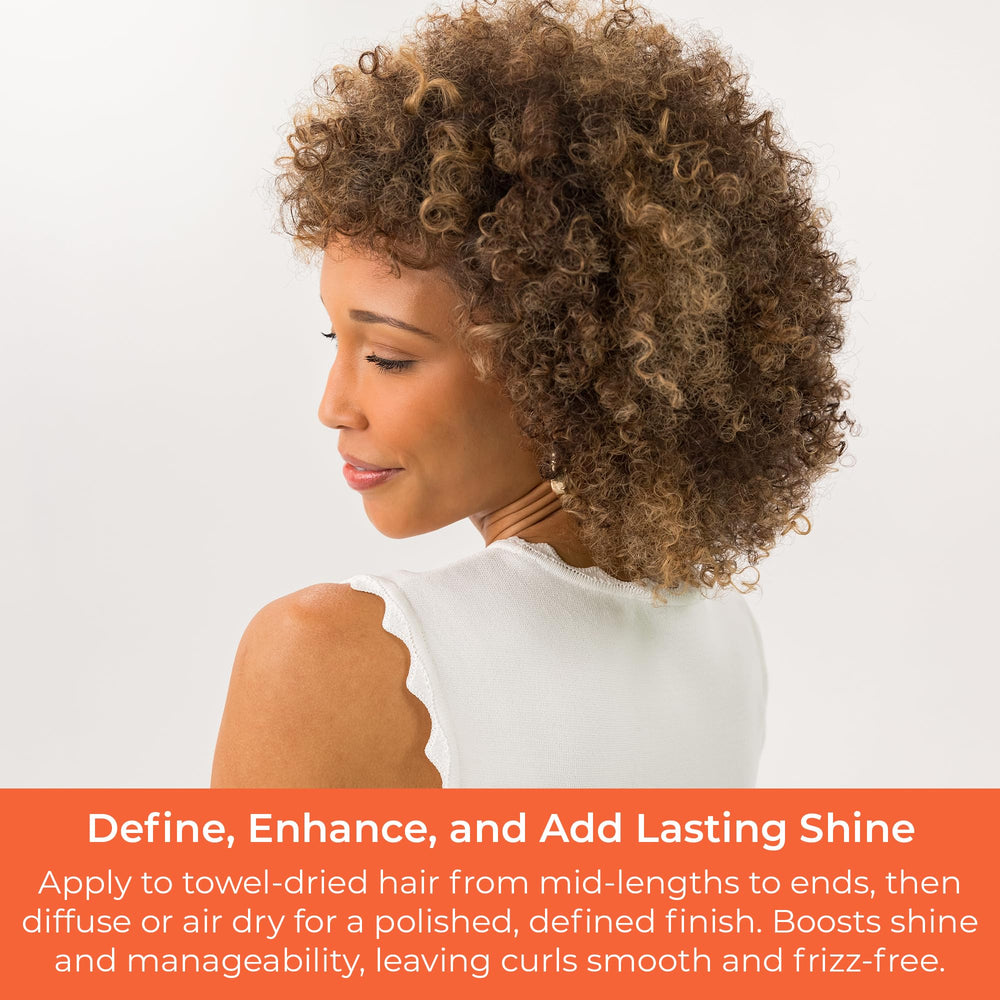 Shiny curls after applying CIBU Curl + Coil Gelée.