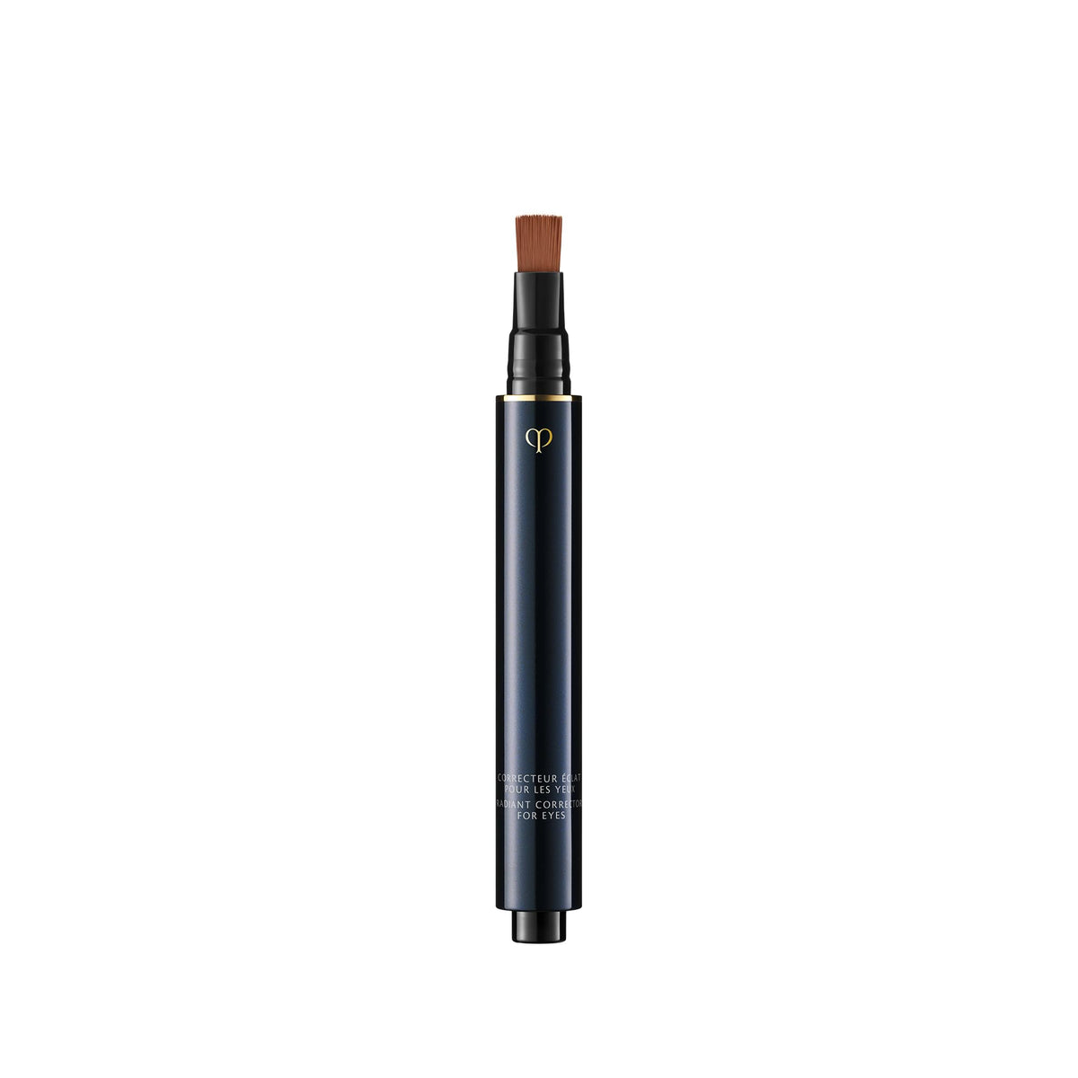 Clé de Peau Radiant Corrector Eyes Nutmeg pump for smooth, precise application.