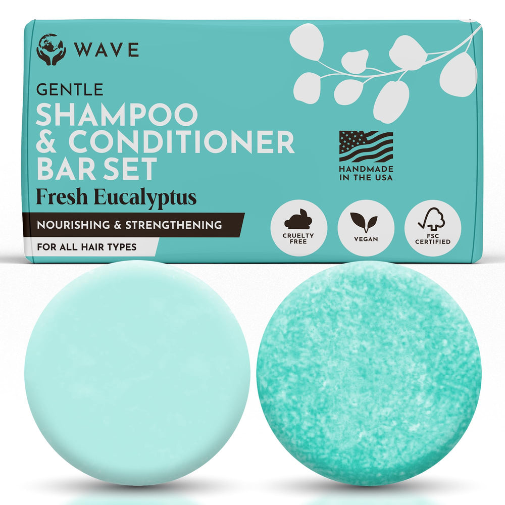 Clever Yoga Wave shampoo bar close-up with eucalyptus infusion for balanced roots and smooth ends.