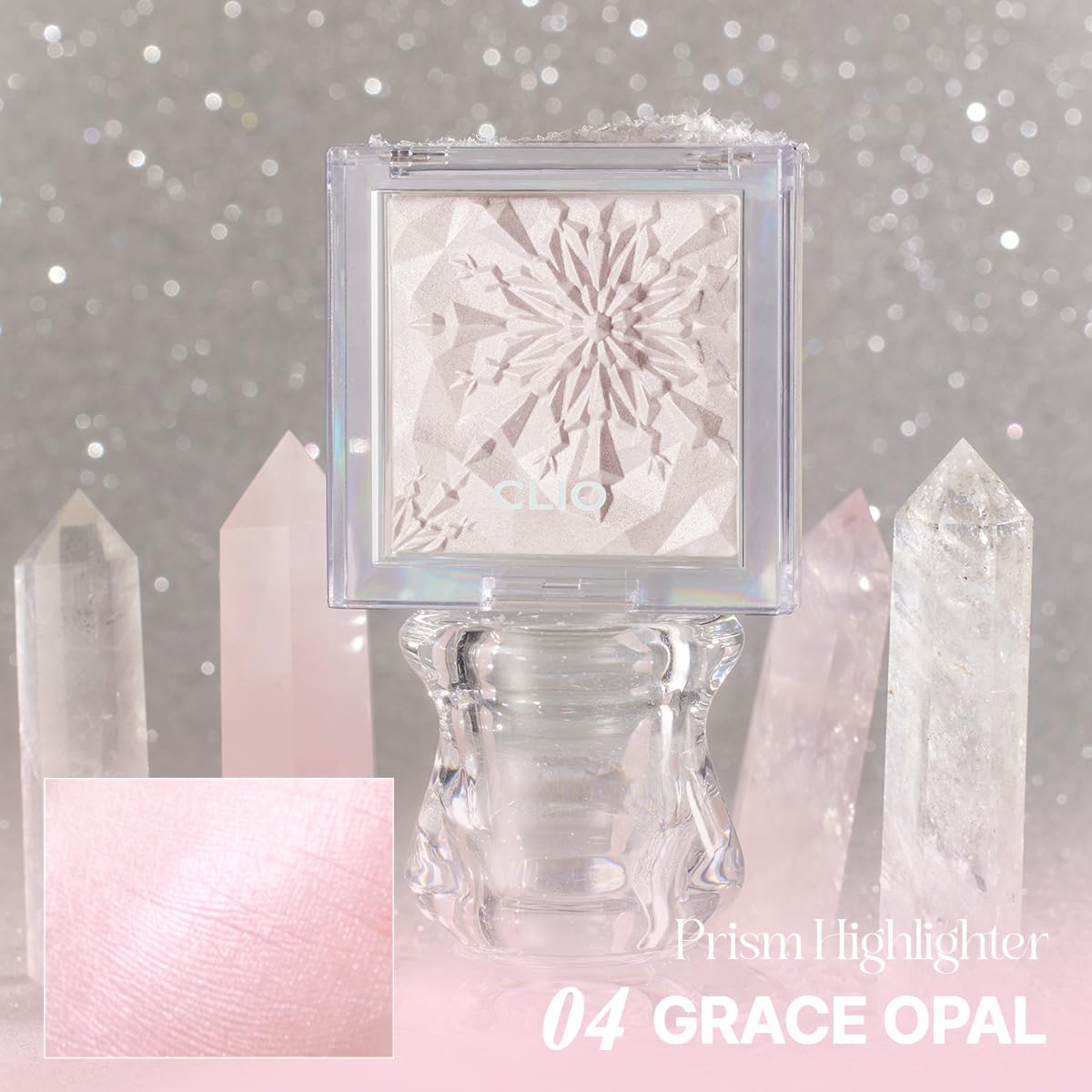 CLIO Prism Highlighter silky finish for a smooth, luminous look.