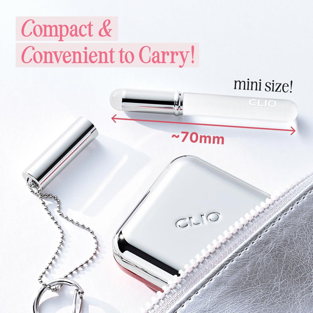 CLIO Professional reusable lip brush is easy to clean, encouraging quick hygienic touch-ups