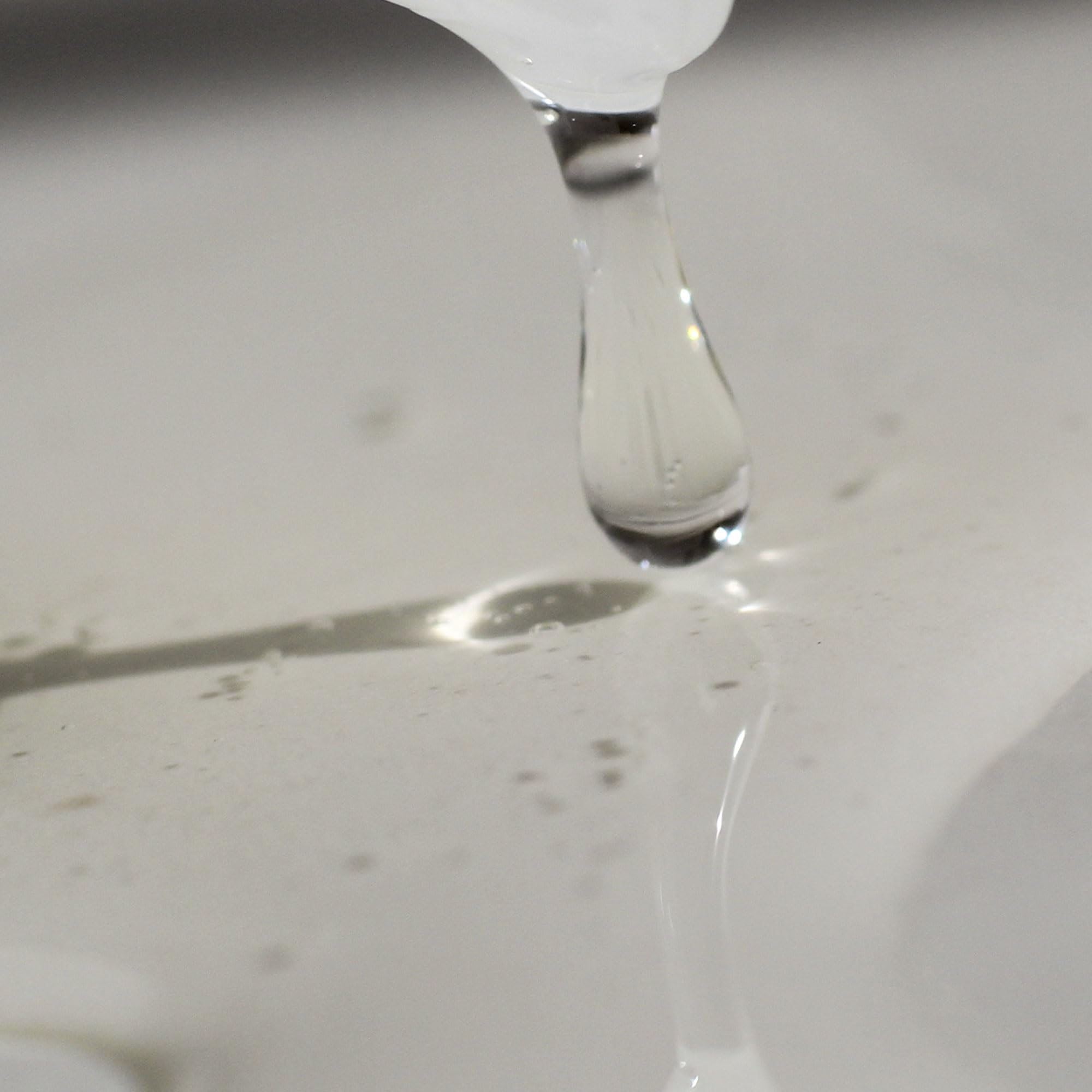 COLLEEN ROTHSCHILD Balancing Gel Cleanser close-up shows gentle cleansing action.