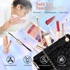Color Nymph double-ended lip glaze for defined lips.