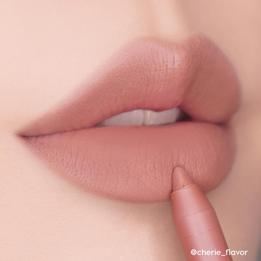 ColourPop Lippie Lip Pencil sharpened point enables precise lip lining.