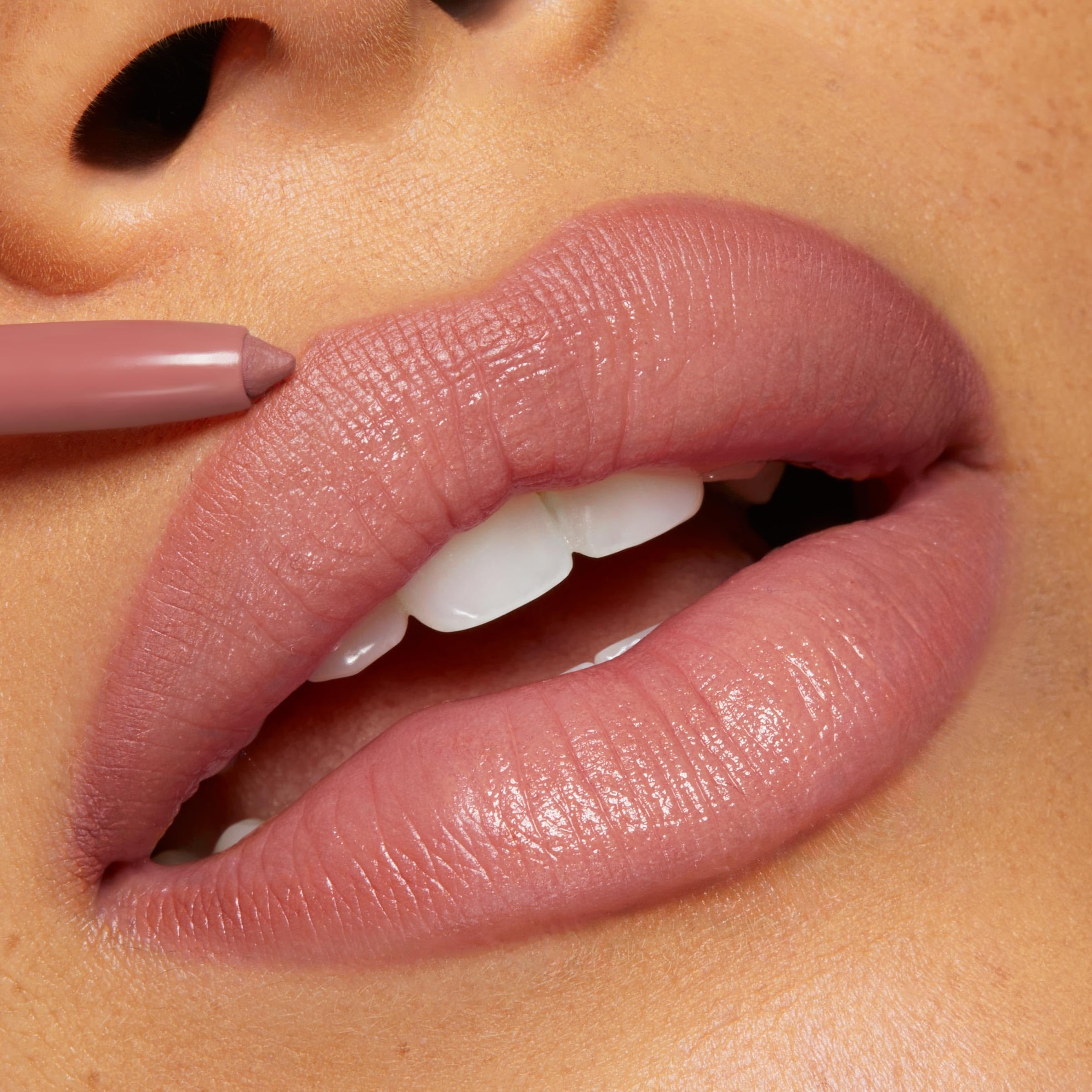 ColourPop So Juicy lip liner Westwood peppermint tingle adds refreshing sensation
