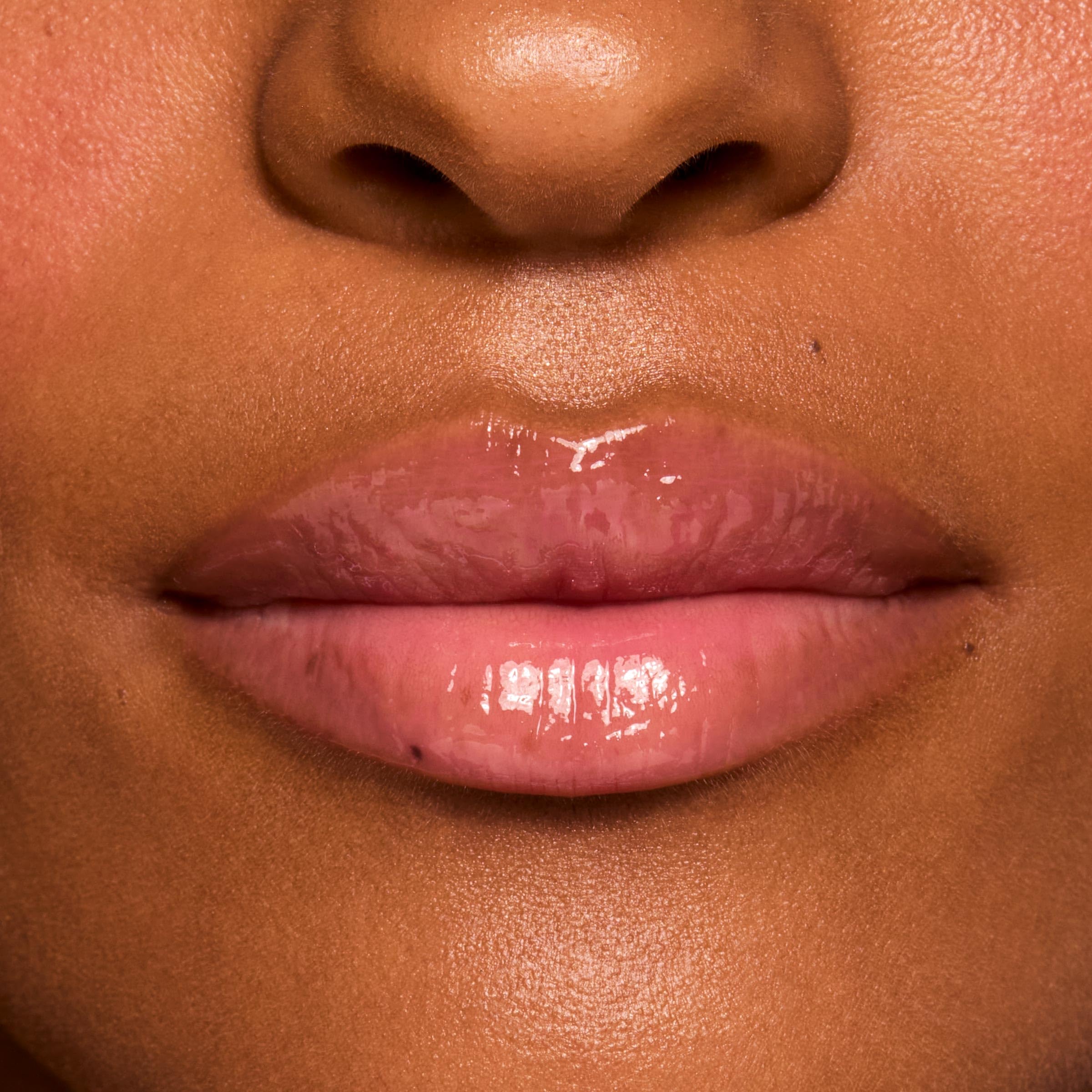 ColourPop applicator tip image shows easy swipe-on moisture and shine.