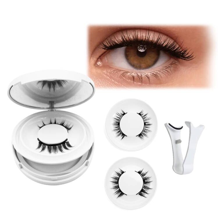 Comasua magnetic eyelashes kit in a compact box for travel-ready glamour.