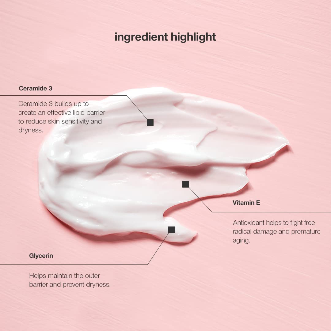 CONTROL CORRECTIVE Ceramide Daily Cream being applied to skin