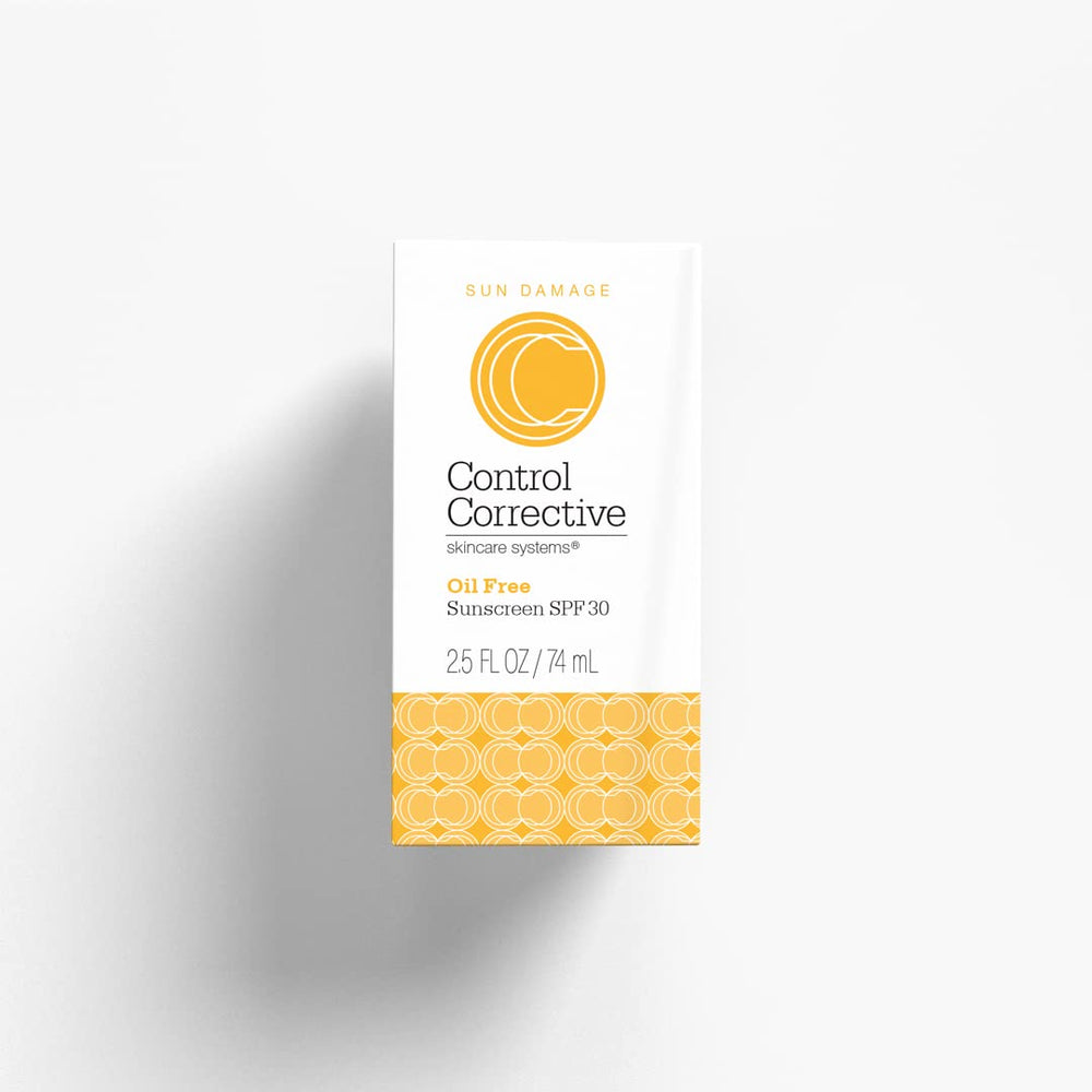 CONTROL CORRECTIVE Botanical soothing blend with aloe vera calms and balances skin.