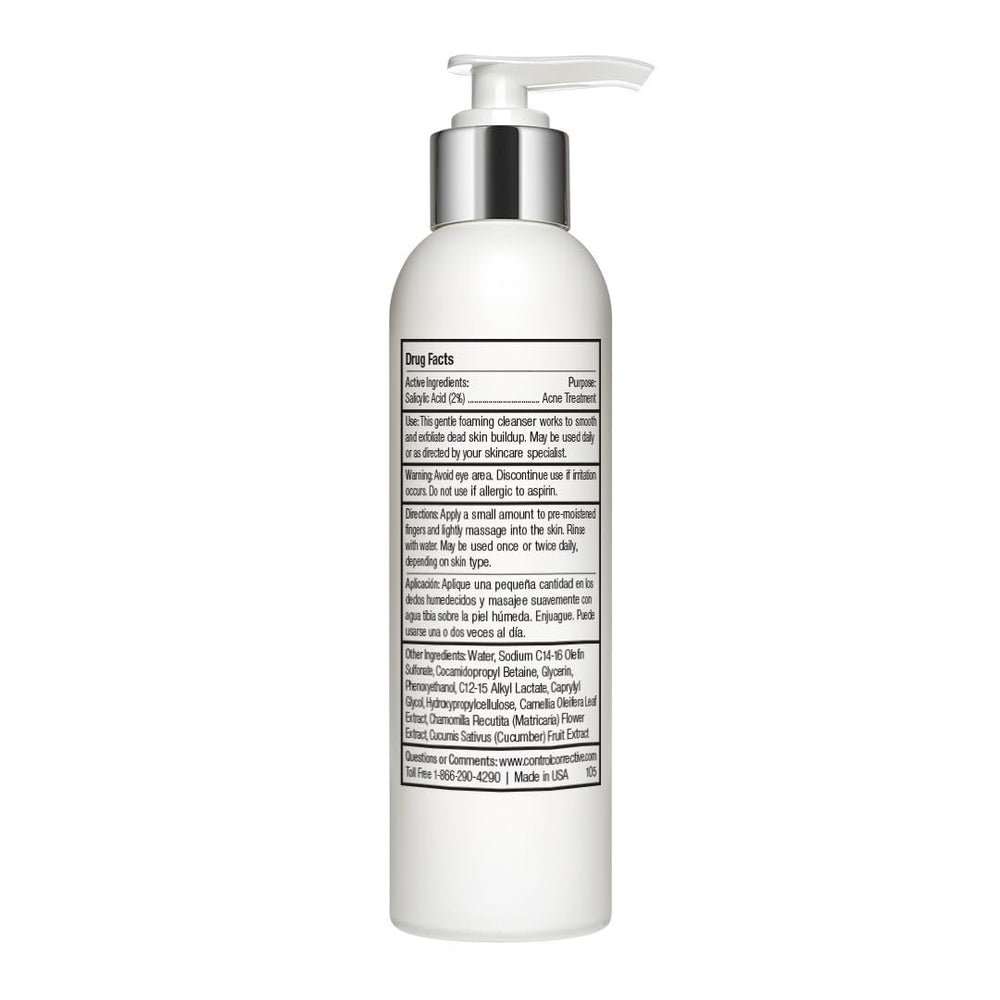 CONTROL CORRECTIVE Salicylic Wash creamy lather close-up highlights gentle cleansing.
