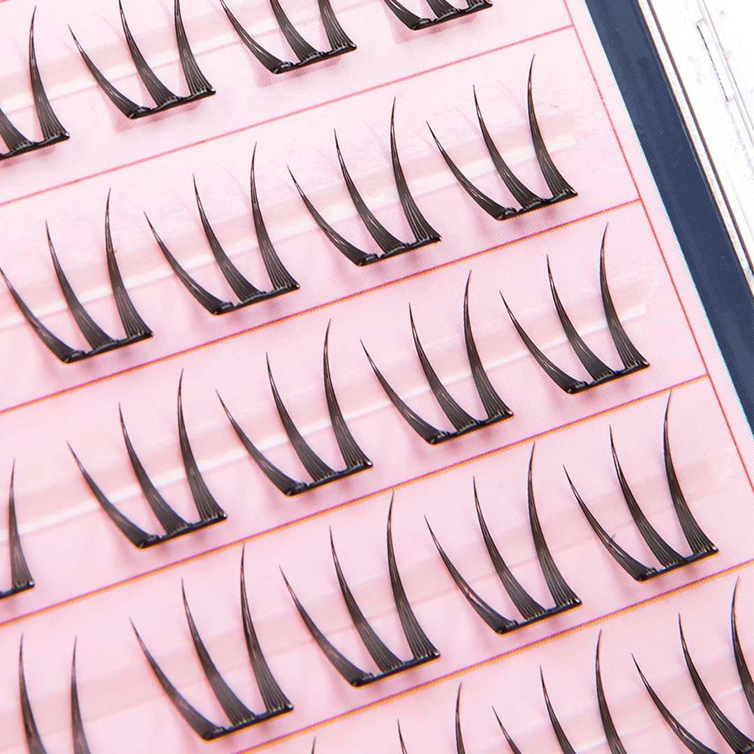 CORINGCO Toktok Hara Wink 11mm lash cluster for dramatic evenings.