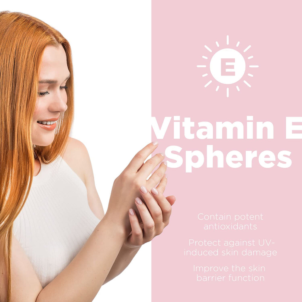 Cosmétiques Créatifs hand cream absorbs quickly with a non-greasy feel.