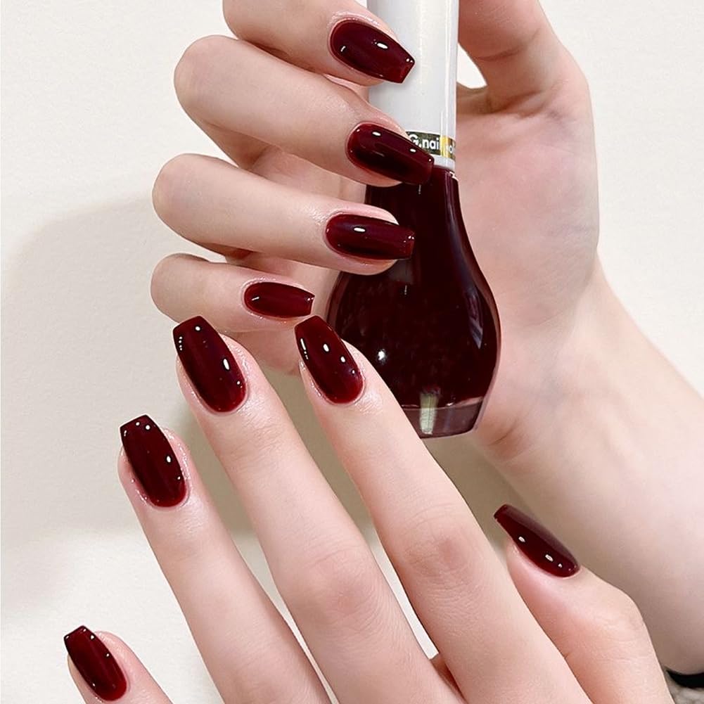 COSMOO Cherry Red Nail Polish packaging emphasizes non-toxic and vegan formula.