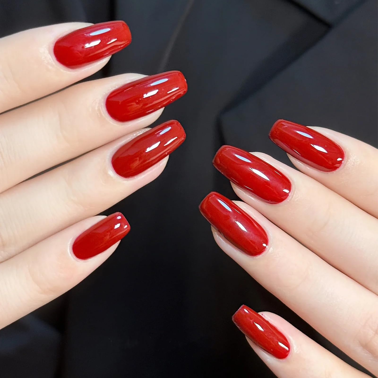 Gift-ready COSMOO red nail polish packaging