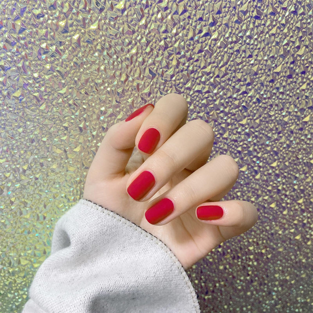 COSMOO compact 12 ml packaging perfect for travel and gifting