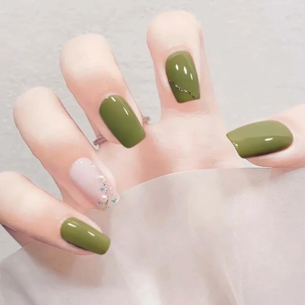 COSMOO olive green with base and top coat extends wear