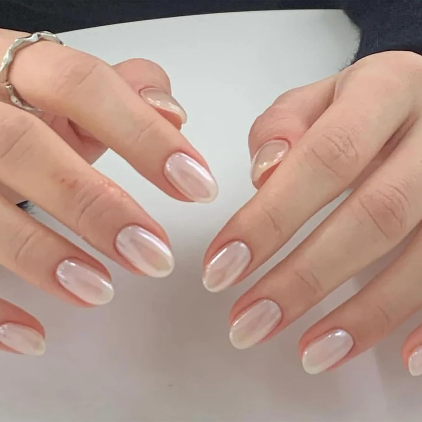 COSMOO Pearl Pink close-up emphasizes luxurious ultrachrome shine.