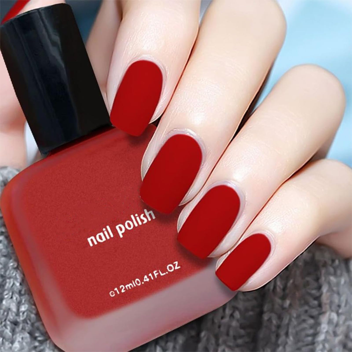 COSMOO red matte nail polish bottle with velvet finish for quick-dry manicure