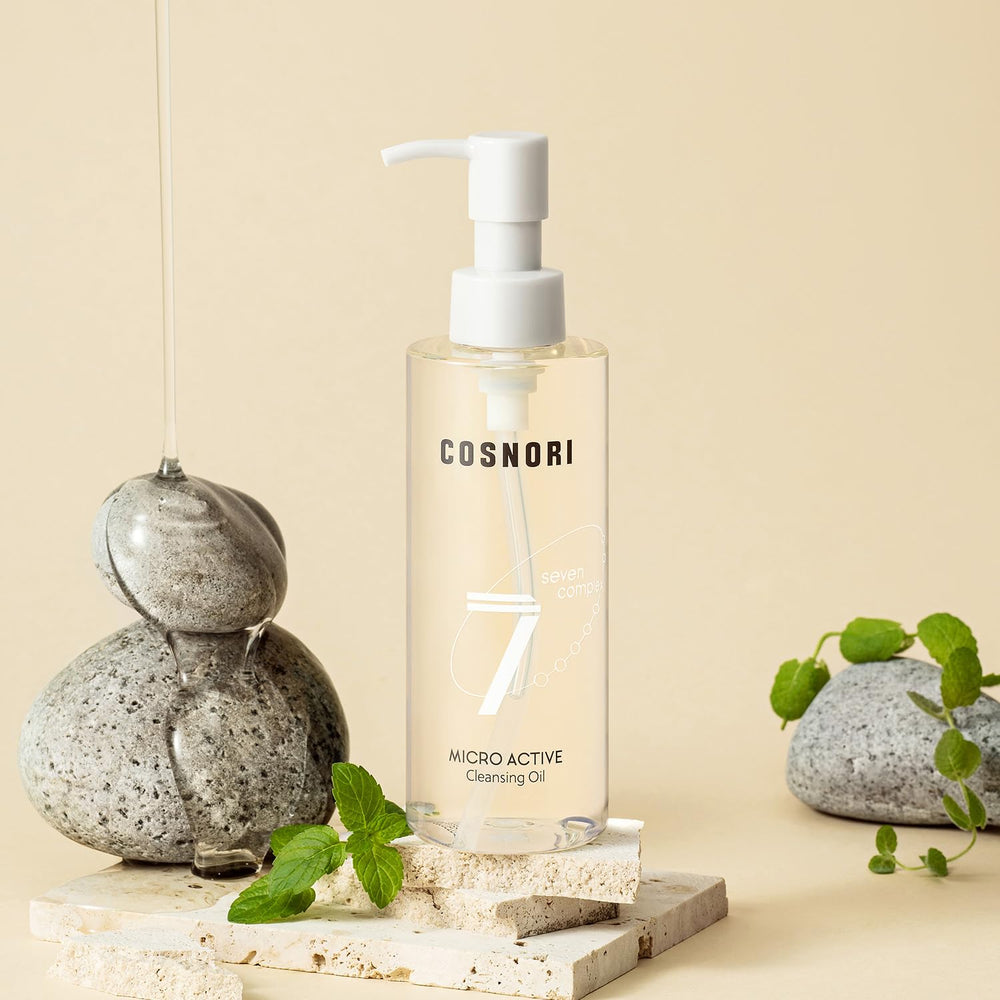 COSNORI application on dry skin before water rinse shown.