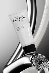 Peptide-132 application on damp hair for intensive conditioning