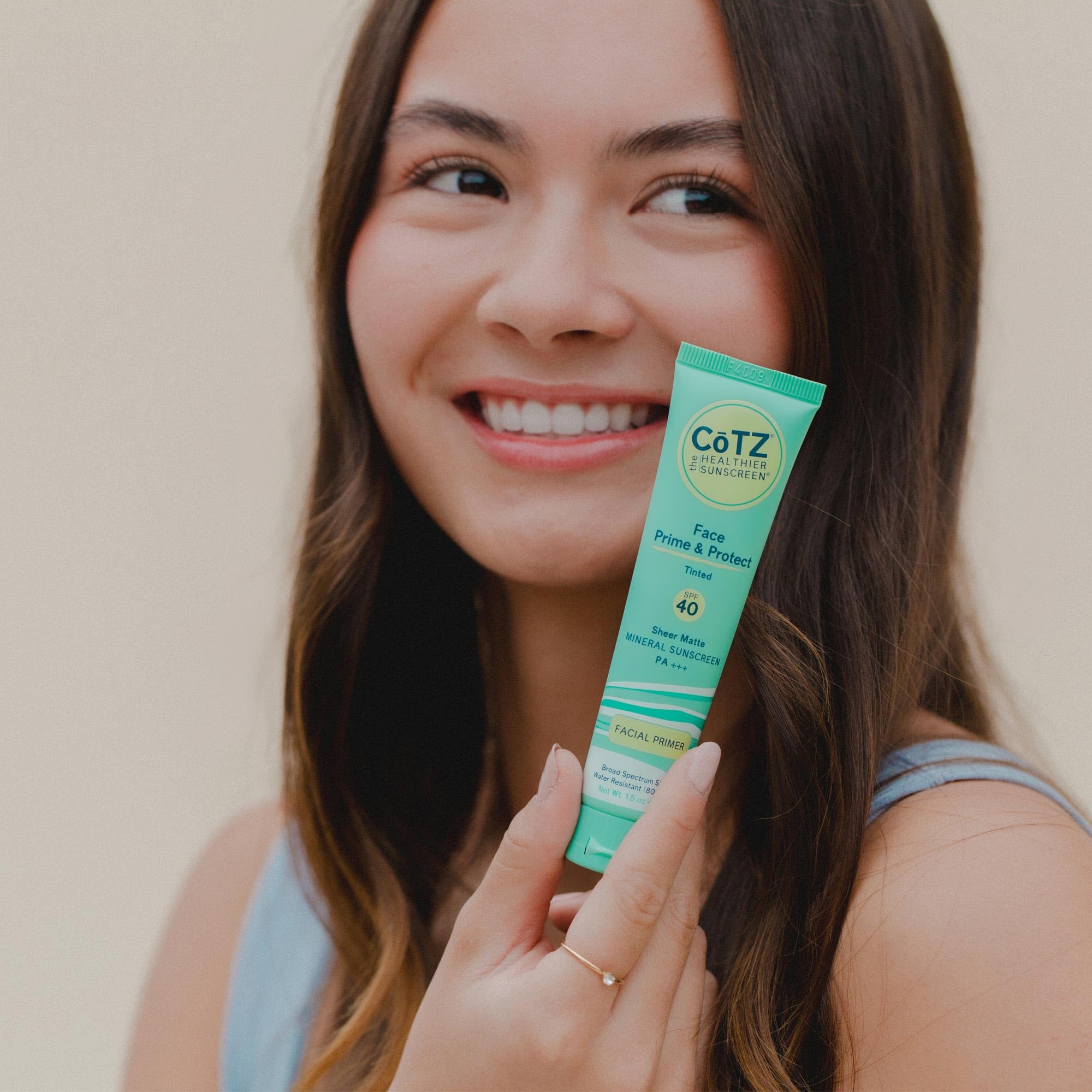 CoTZ Face Prime & Protect reef-friendly sunscreen for outdoor use