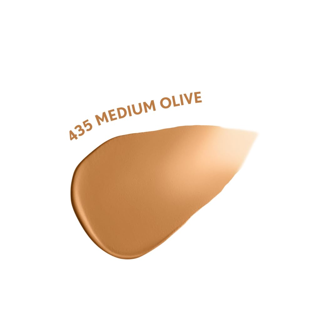 CoverGirl Clean Fresh Blurring Skin Tint application demonstrates smooth blending.