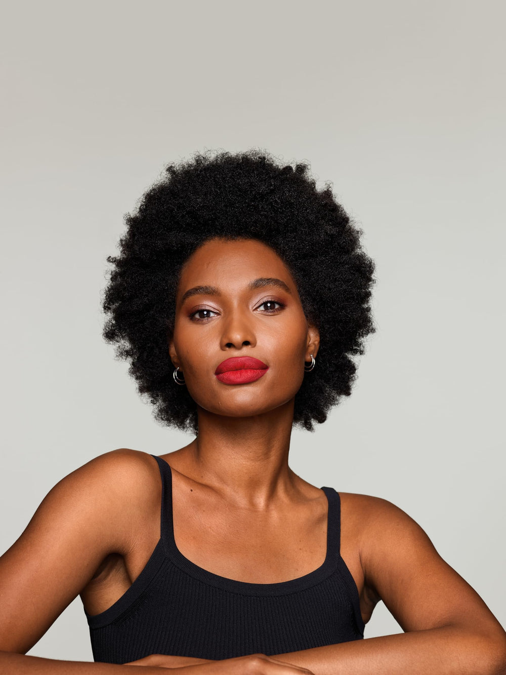 CoverGirl Bronzed Glow lipstick set displaying a uniform color range