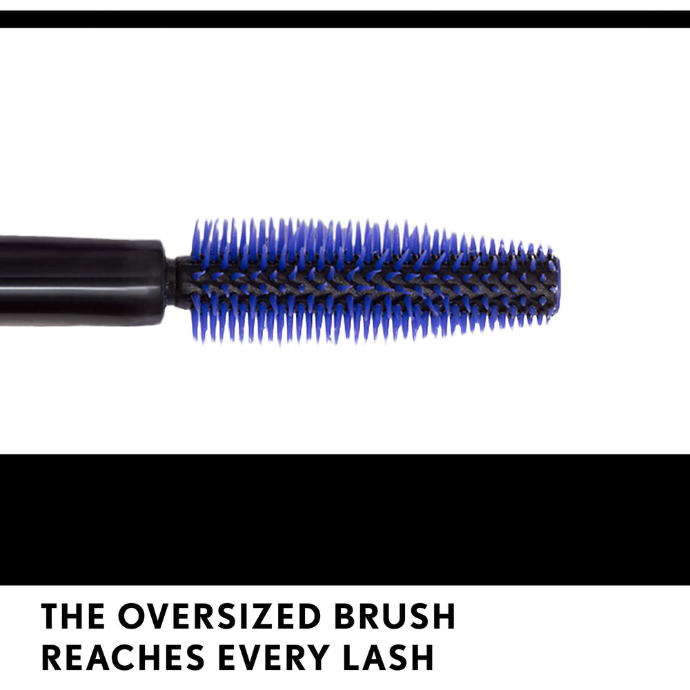 CoverGirl Lash Blast Amplify Primer wand close-up conditioning lashes.