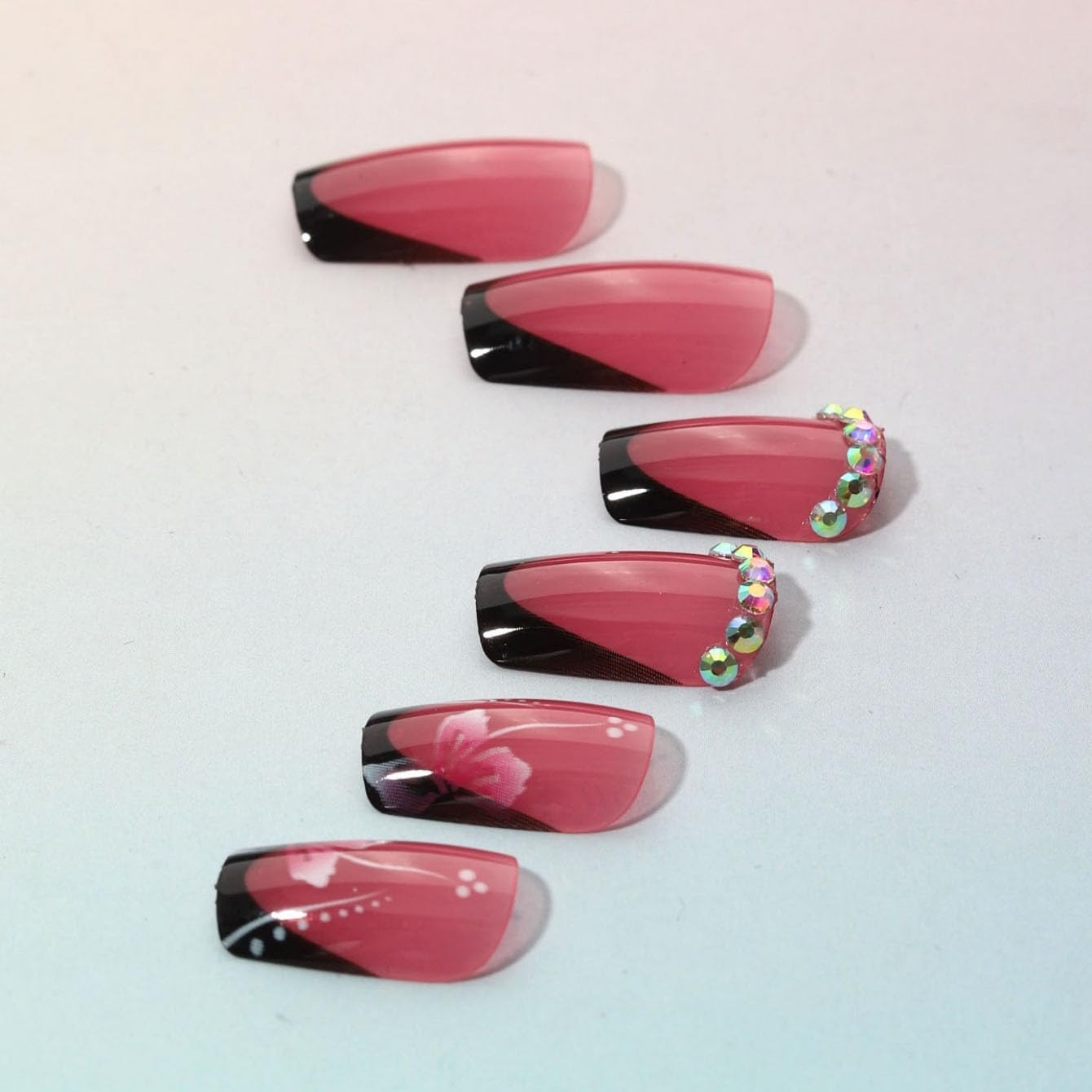 CTTHNBD easy-apply press-on nails for fast salon-like results.