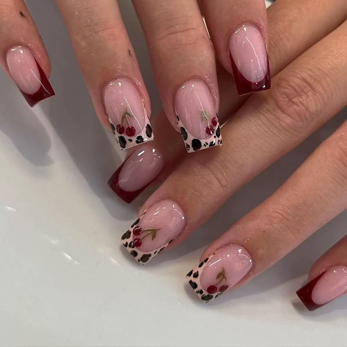 CTTHNBD square press on nails with French tip and leopard print for chic winter style
