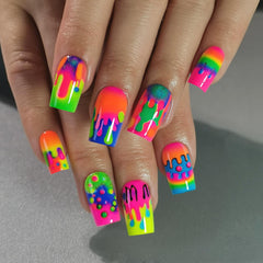 CurvLife jelly glue stickers enable easy, reusable false nails application.