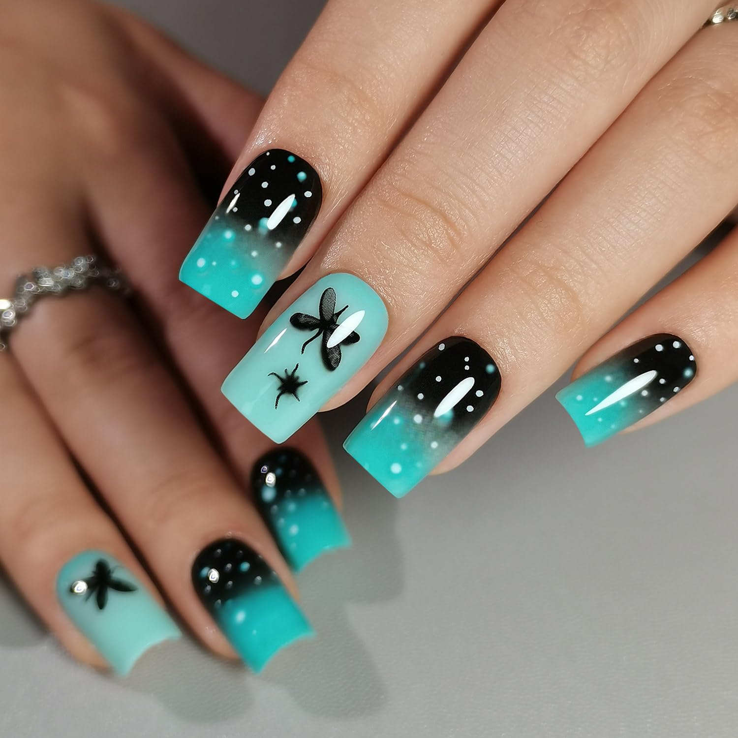 Curvlife Starry Bow nails with soft gel finish on hand for a salon-like look