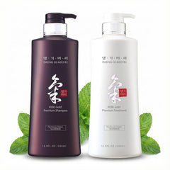 Daeng Gi Meo Ri Ki Gold Premium Shampoo bottle for daily scalp nourishment.