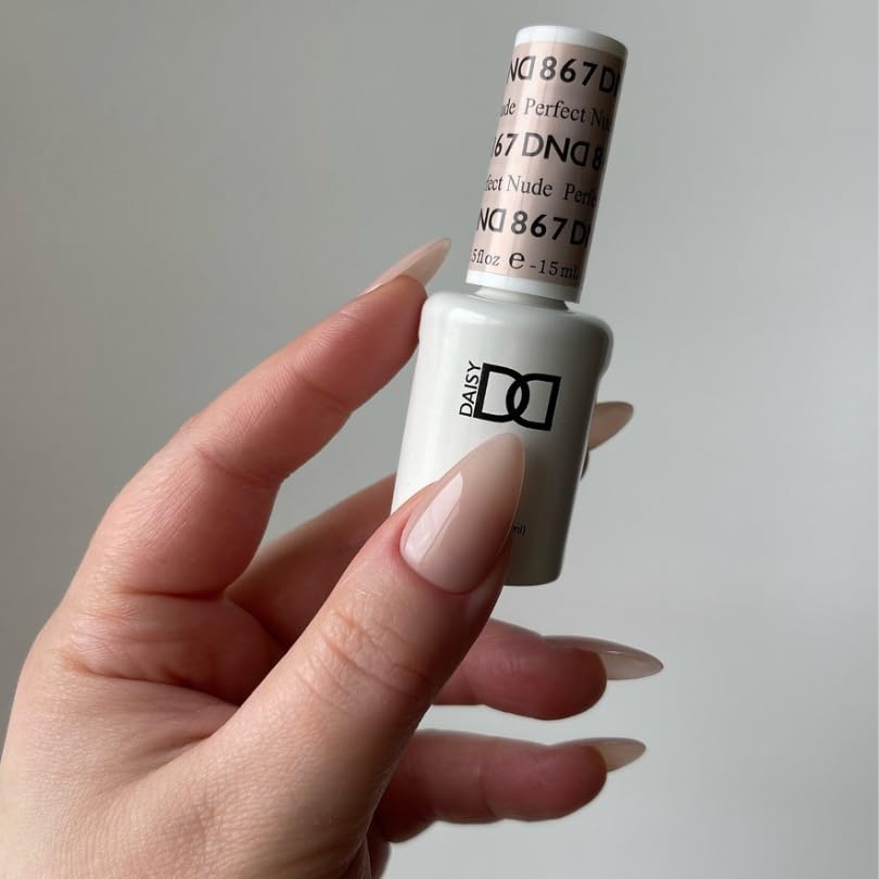 Daisy DND coordinated nude shade pair for a versatile, elegant look.