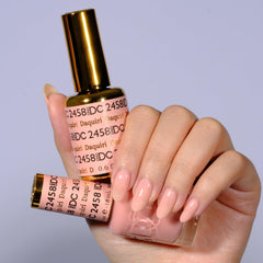 Daisy DND DC Gel Polish Daiquiri 2458 color swatch highlights customizable sheer coverage.