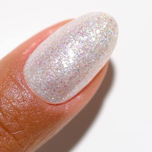 DAISY DND Disco Daydream gel swatch on nail with holographic glitter.
