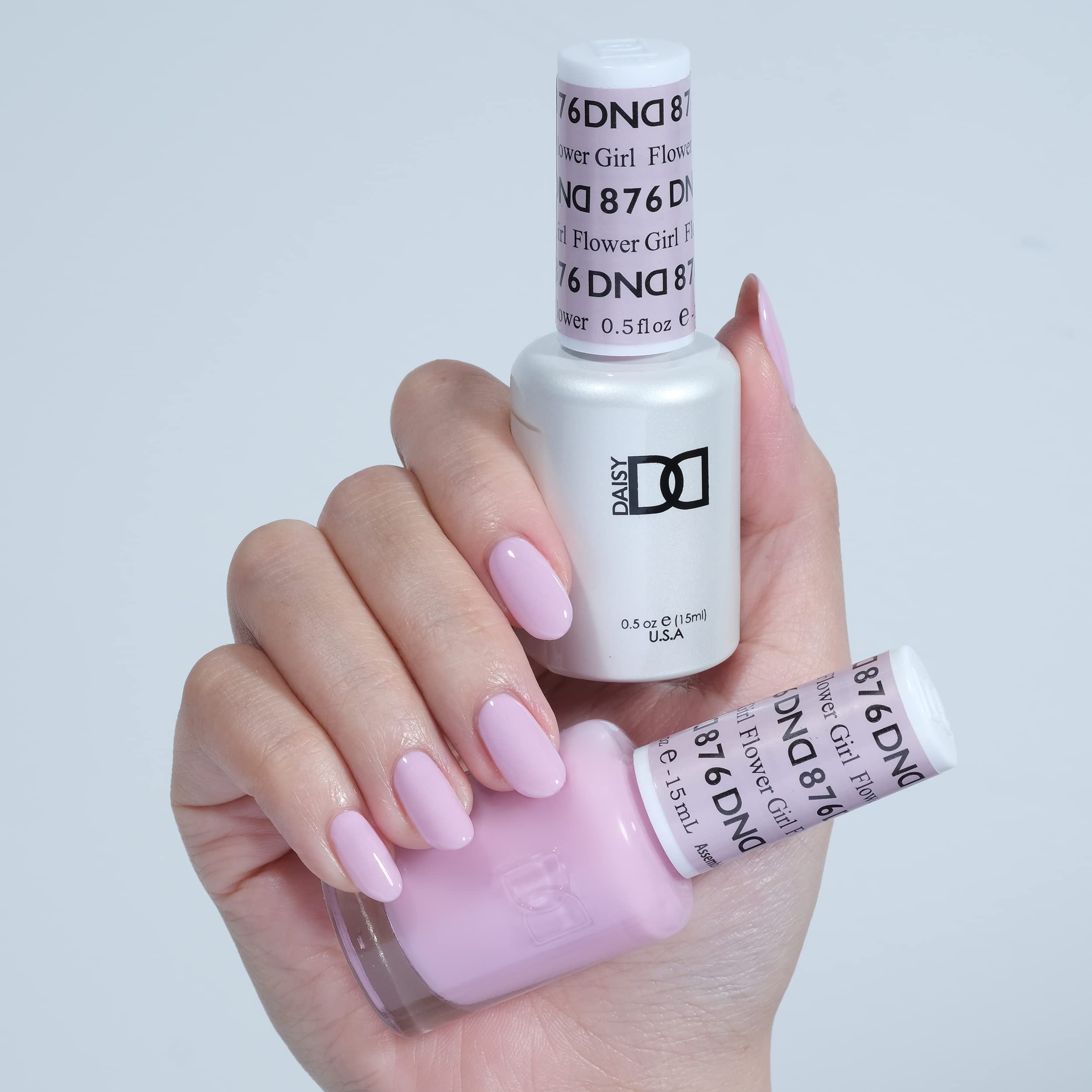 DAISY DND Flower Girl 876 lacquer bottle showing pink shade for quick, coordinated mani.