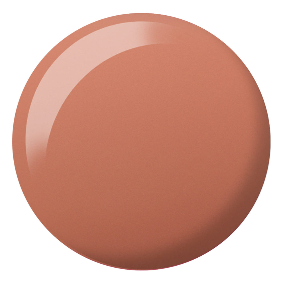 Daisy DND gel nail polish bottle close-up highlights rich pigmentation.