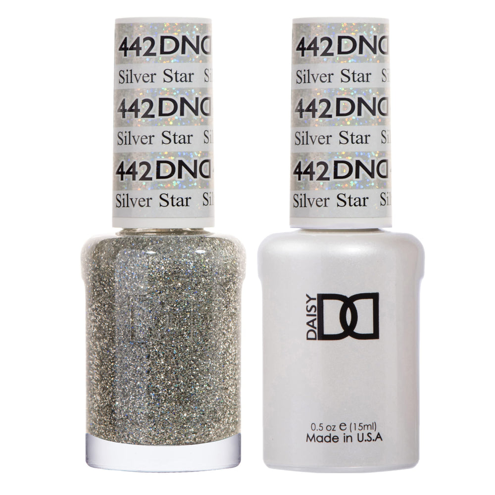 Daisy DND Silver Star gel bottle with glittery silver finish for salon-quality nails.