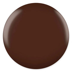 Daisy DND Spiced Brown Lacquer 053 dries quickly for everyday wear