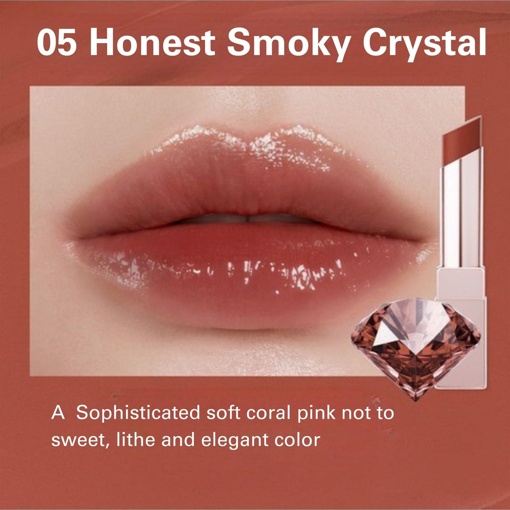 Daisy Doll Lip Stealer application shot shows tinted gloss on lips for everyday glow.