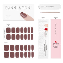 DANNI & TONI dusty rose diamond powder pattern on nails.