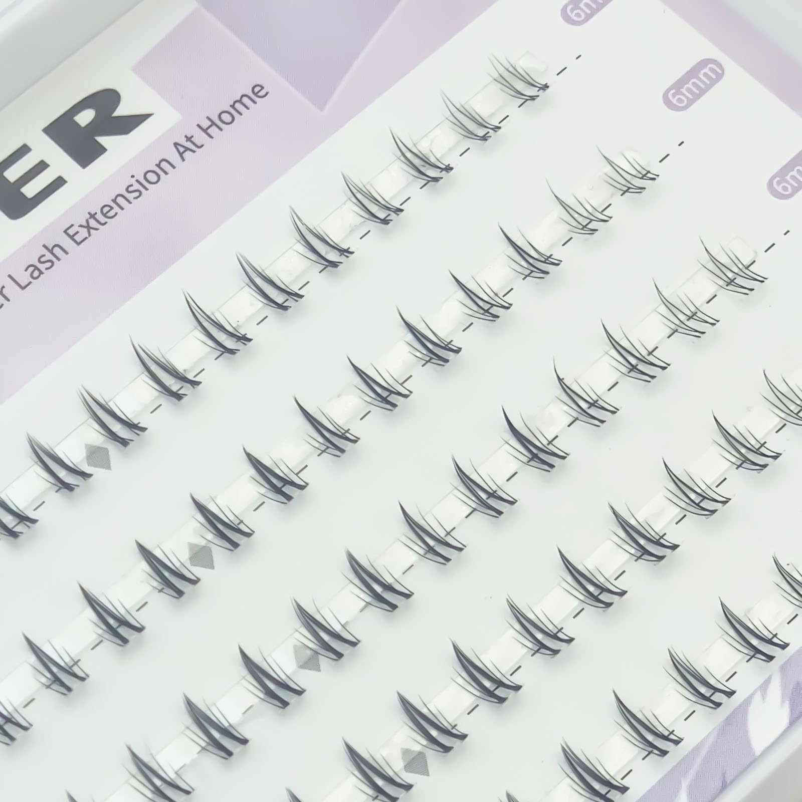 DAODER 90-piece set delivers a wispy, natural appearance for at-home use.