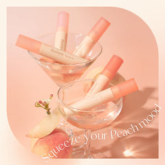 Dasique Water Blur Tint 03 Peach Ade applied on lips yields a silky finish.